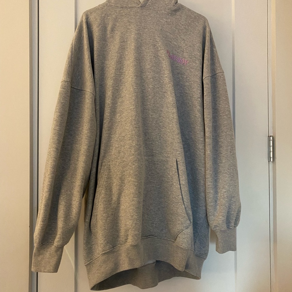 grey hoodie
